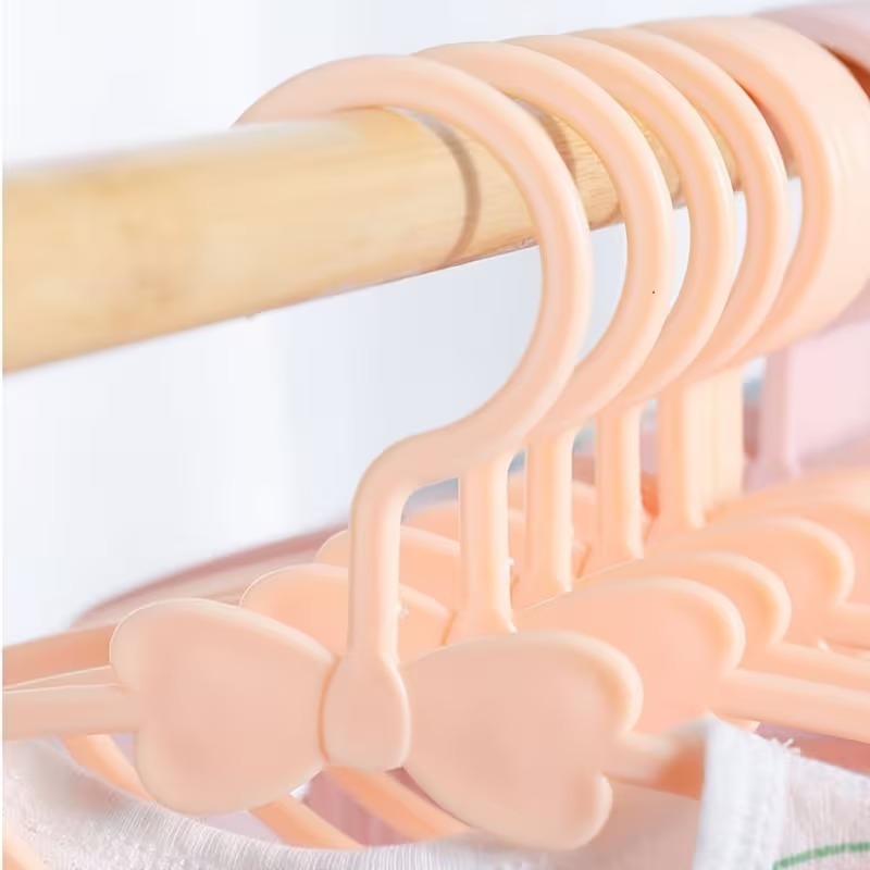 ไม้แขวนเสื้อพลาสติกสำหรับเด็ก  - Baby Clothing Drying Rack บทวิจารณ์และราคา